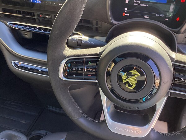Used Abarth 500 2024 for sale - 76094870: Photo 26
