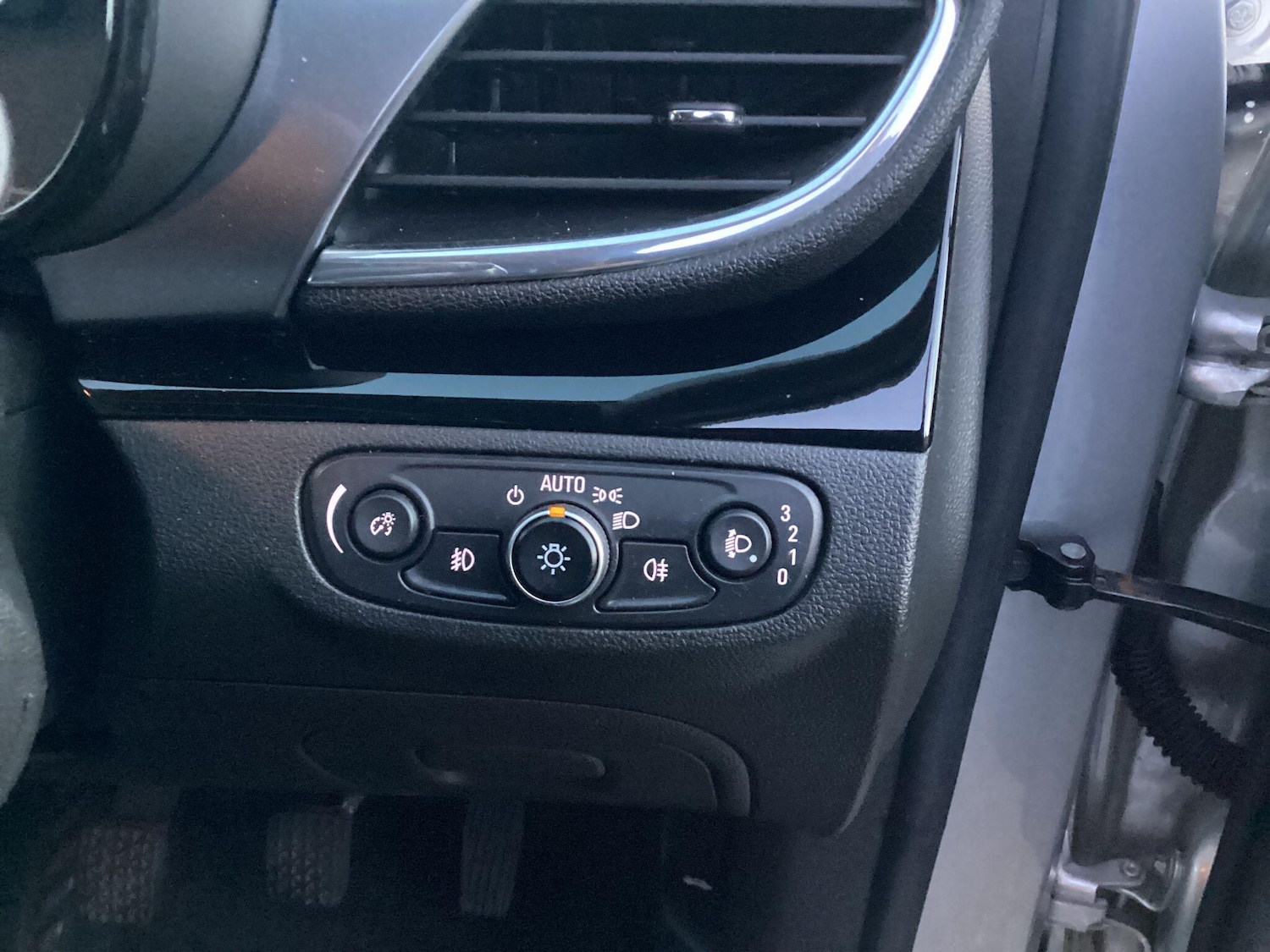 Used Vauxhall Mokka X 2019 for sale - 76942411: Photo 18