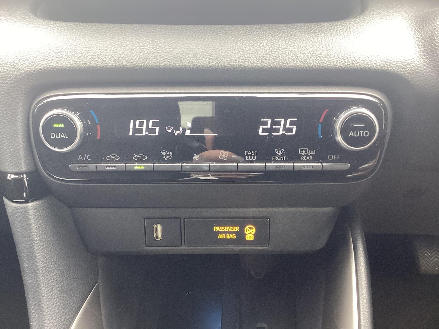 Used Mazda Mazda2 HYBRID 2022 for sale - 77695375: Photo 23