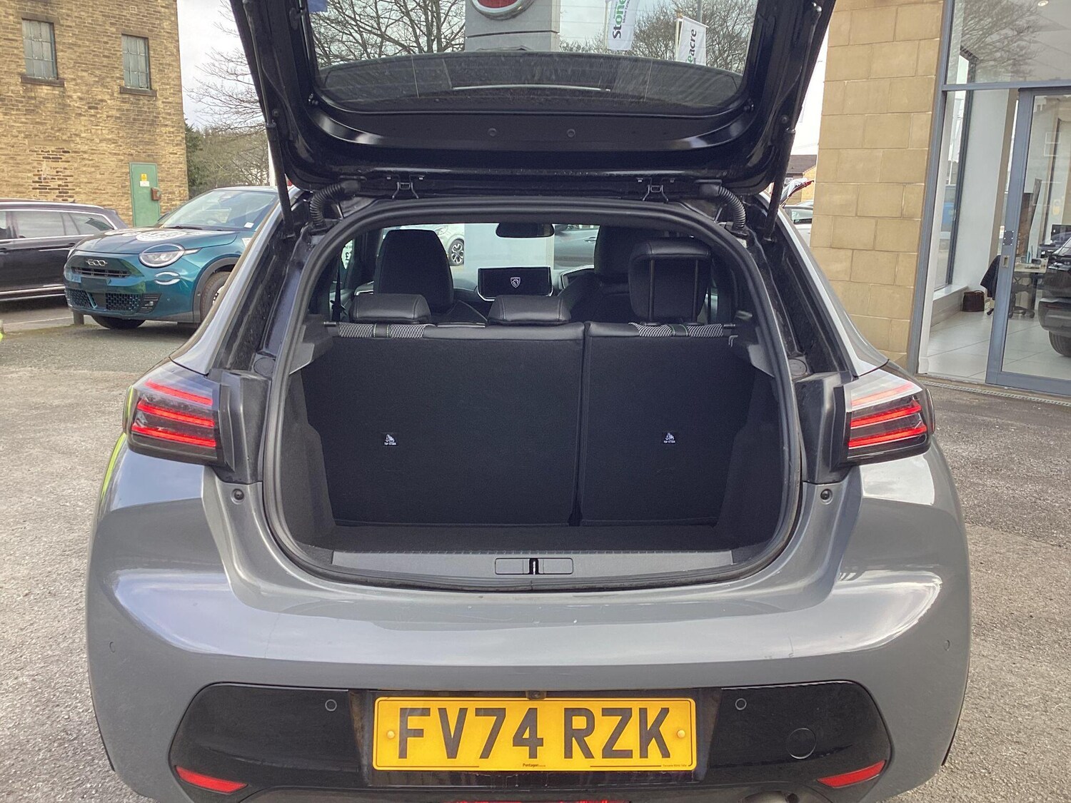 Used Peugeot 208 2024 for sale - 77957277: Photo 10