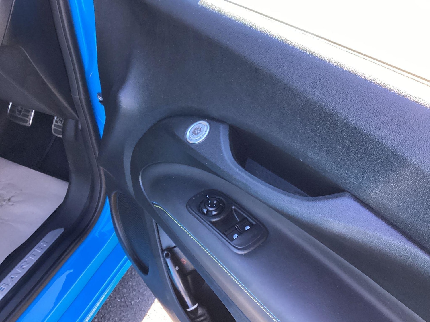 Used Abarth 500 2024 for sale - 77109608: Photo 25