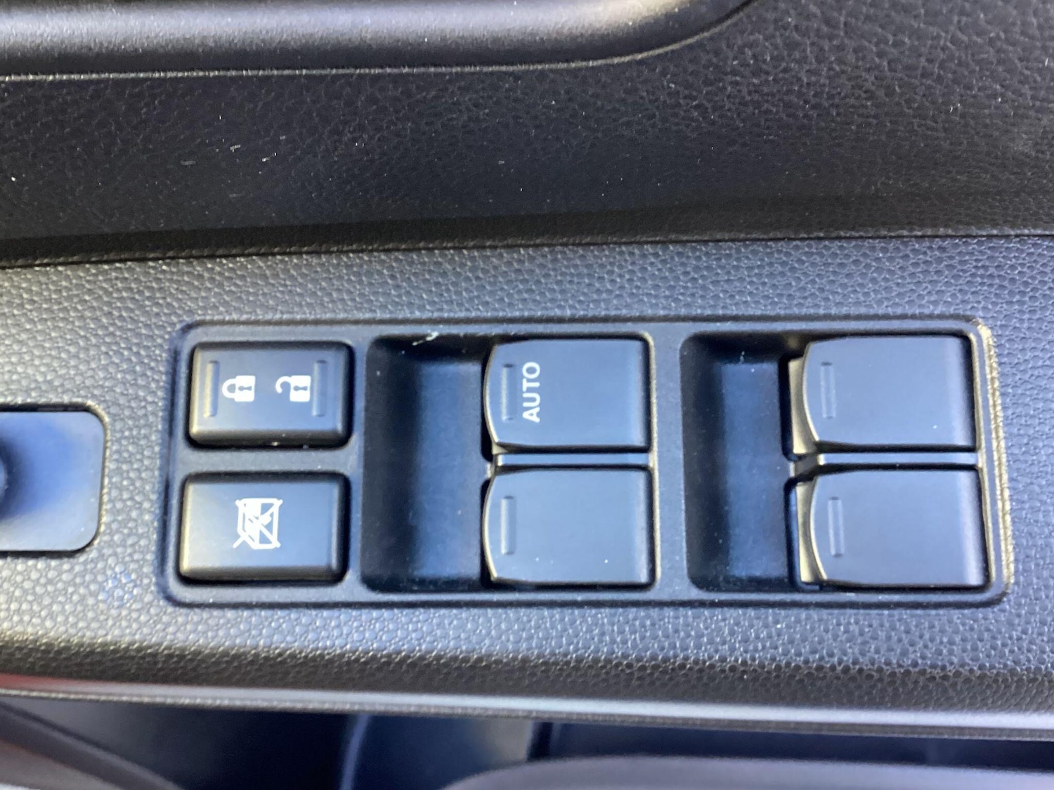 Used Suzuki Ignis for sale - 77166686: Photo 15