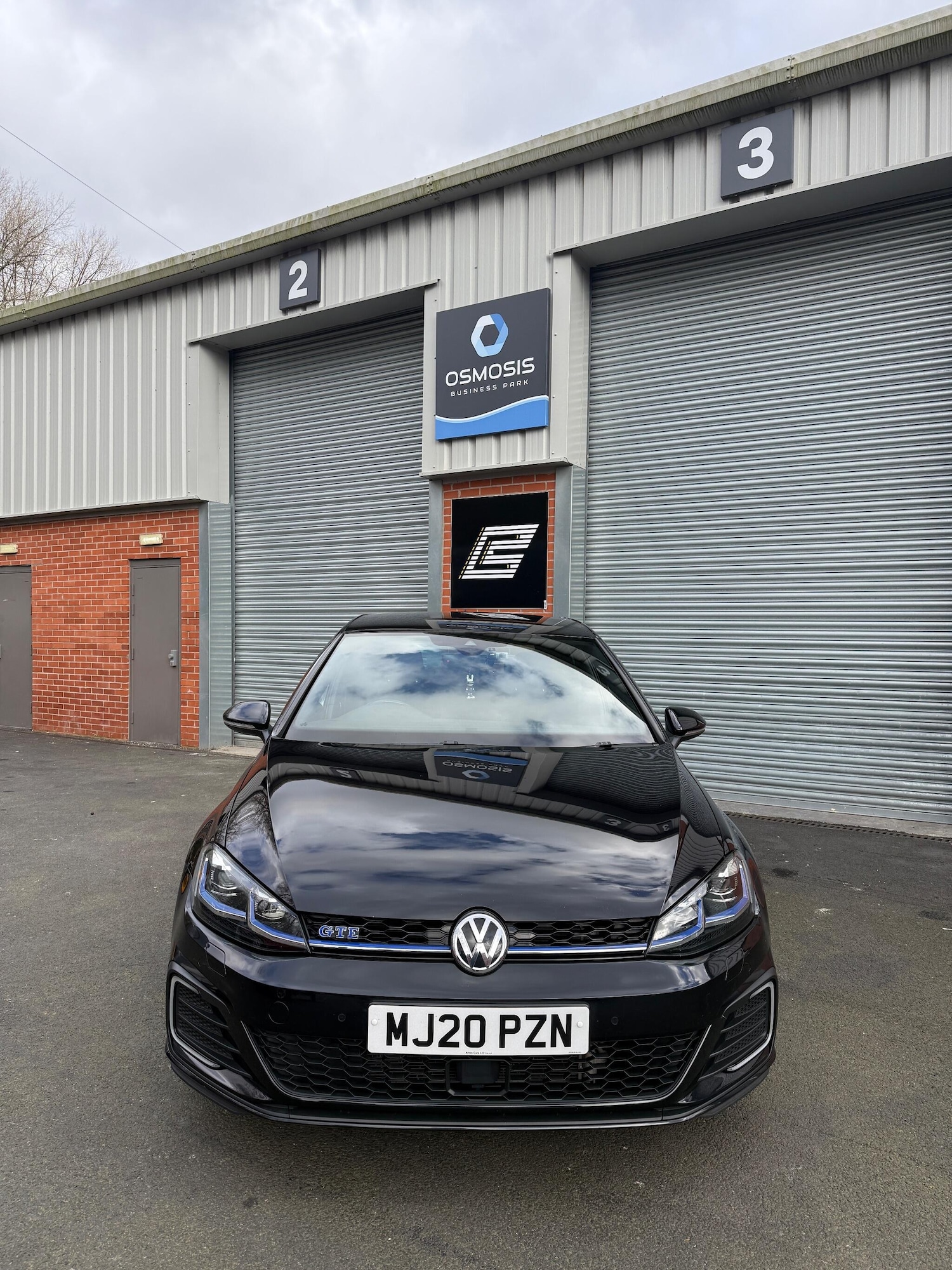 Used Volkswagen Golf 2020 for sale - 77853118: Photo 2