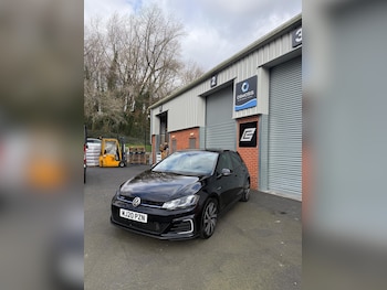 Used Volkswagen Golf 2020 for sale - 77853118: Photo