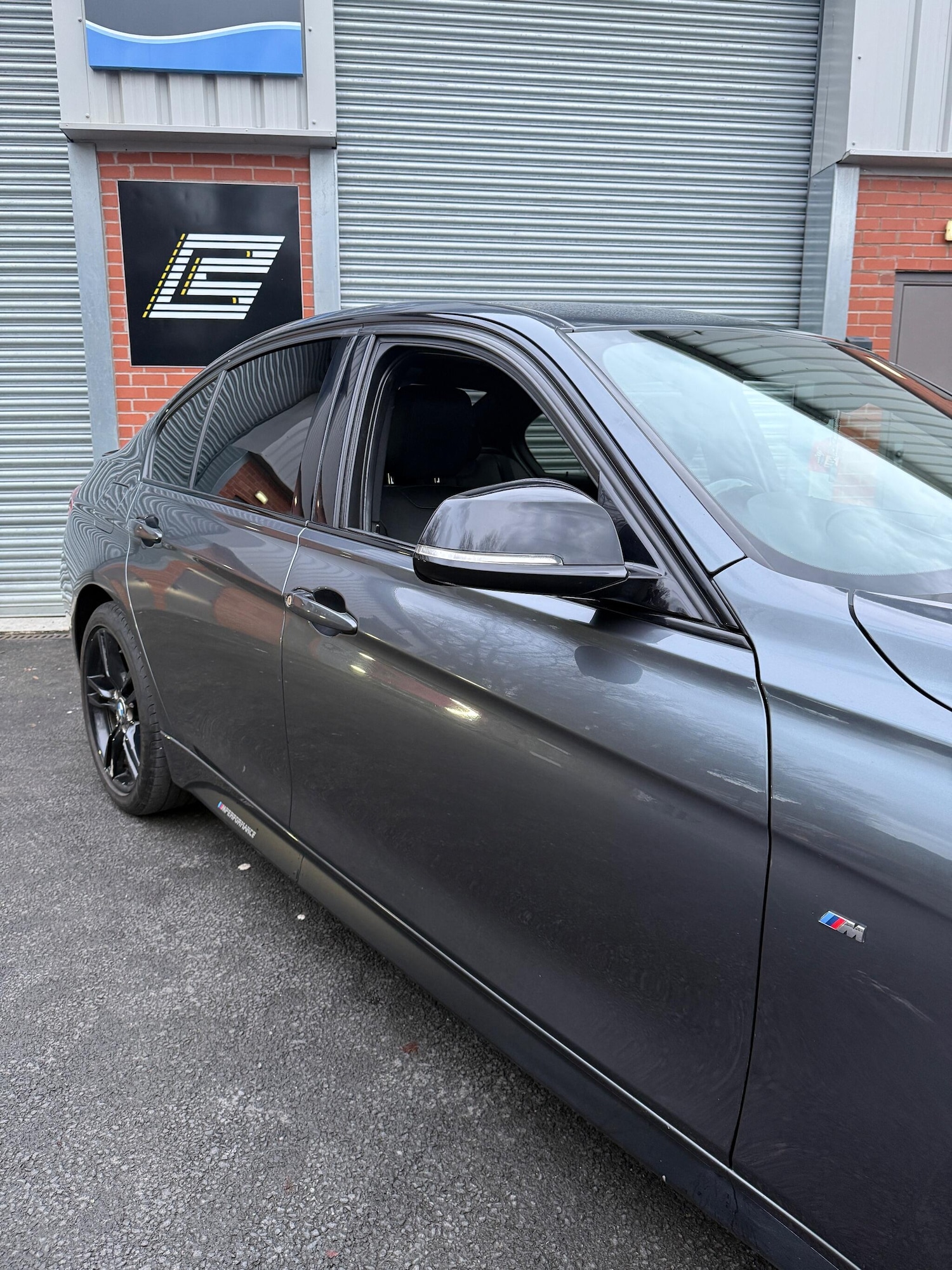 Used BMW 3 Series 2016 for sale - 77559952: Photo 32