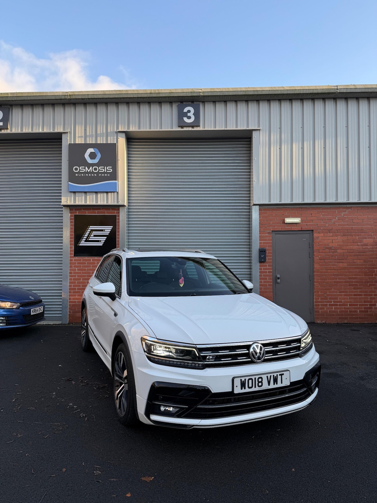 Used Volkswagen Tiguan 2018 for sale - 76878807: Photo 1