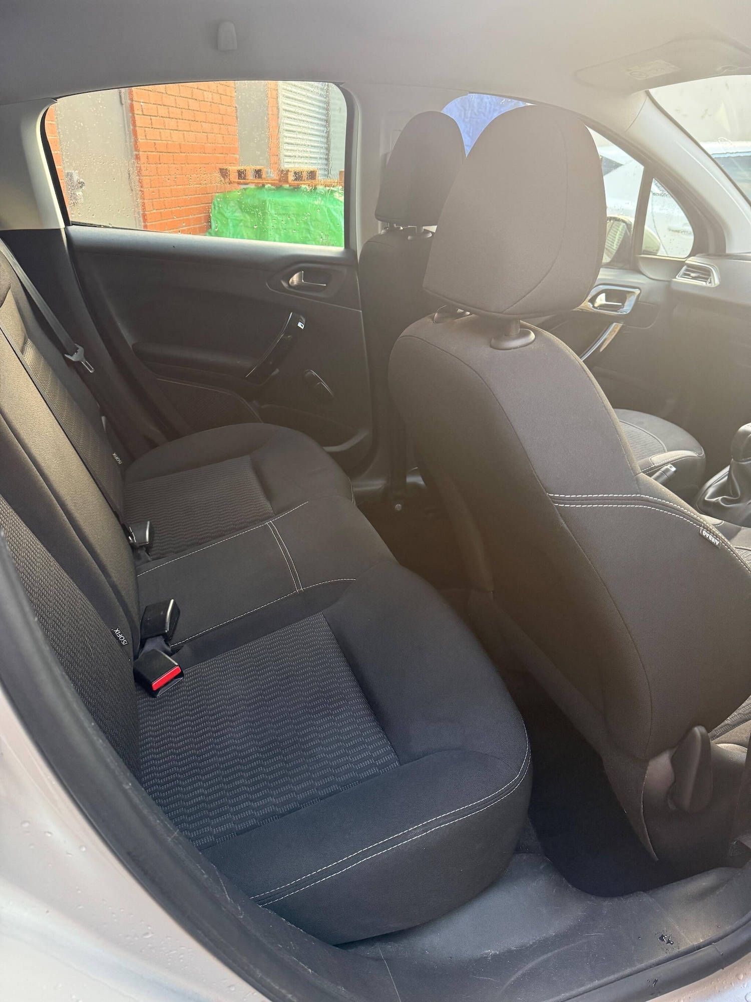 Used Peugeot 208 2015 for sale - 76878804: Photo 11