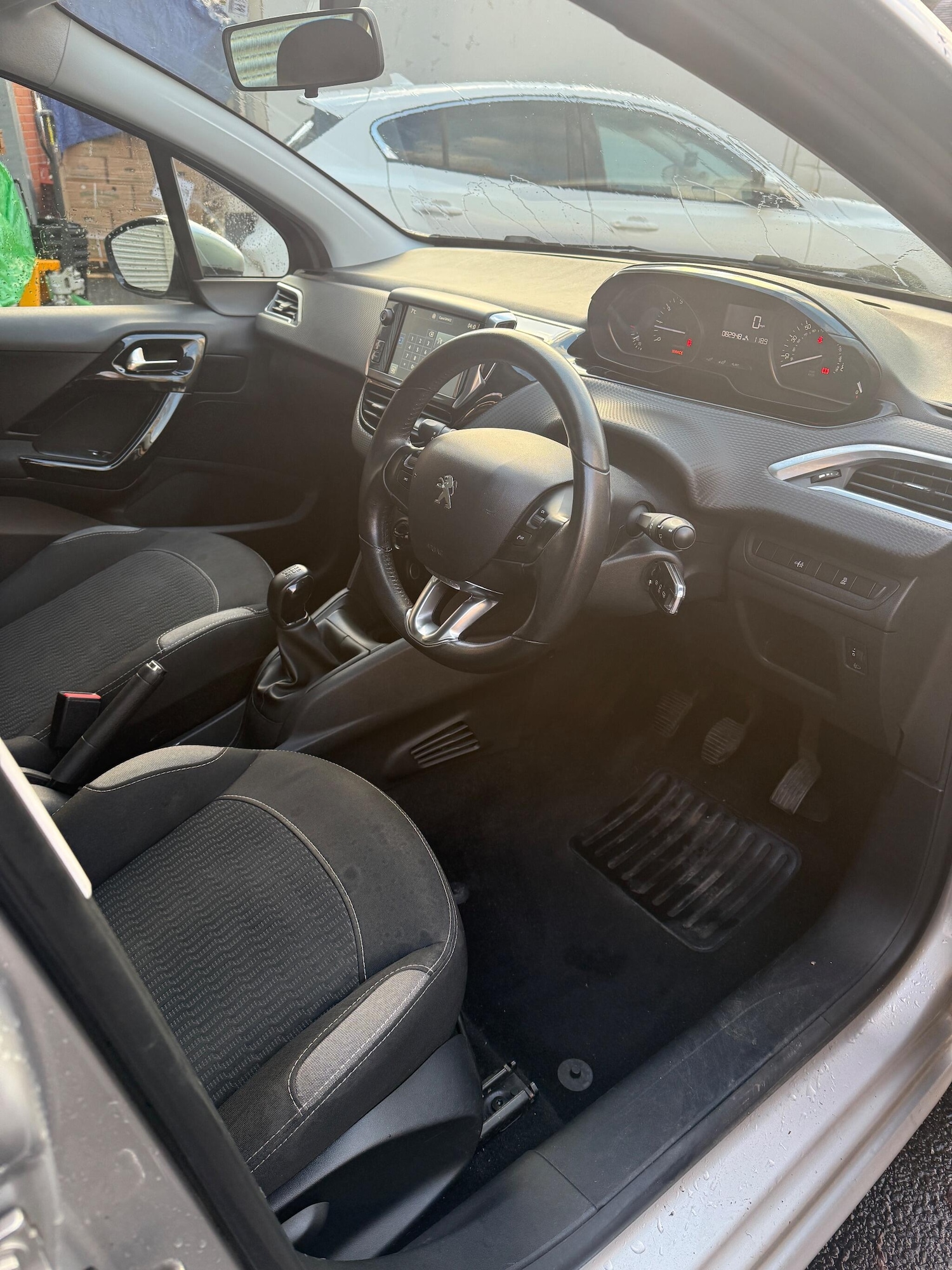 Used Peugeot 208 2015 for sale - 76878804: Photo 13