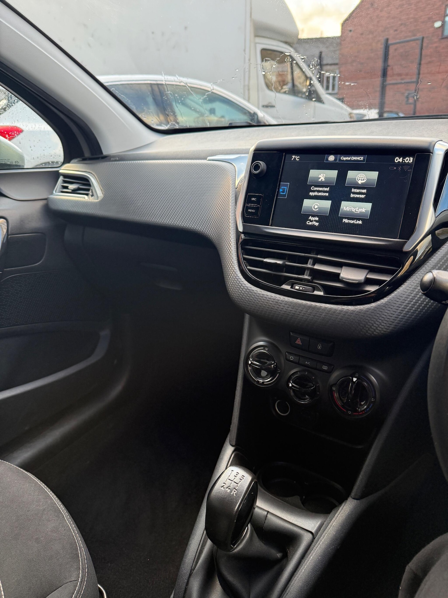 Used Peugeot 208 2015 for sale - 76878804: Photo 15