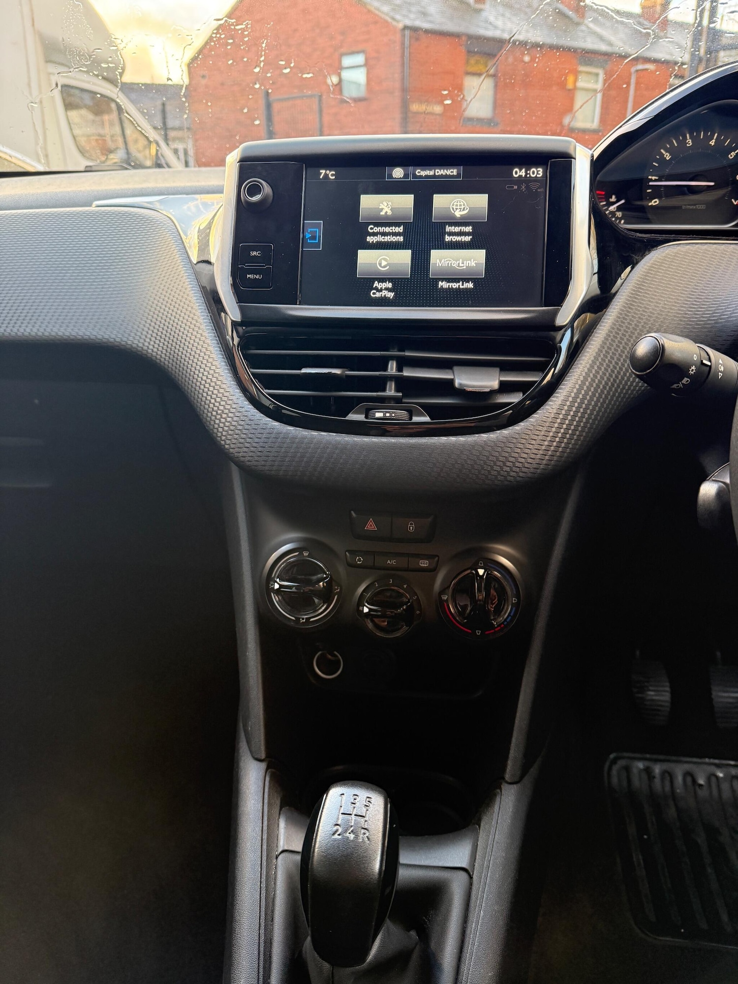 Used Peugeot 208 2015 for sale - 76878804: Photo 18