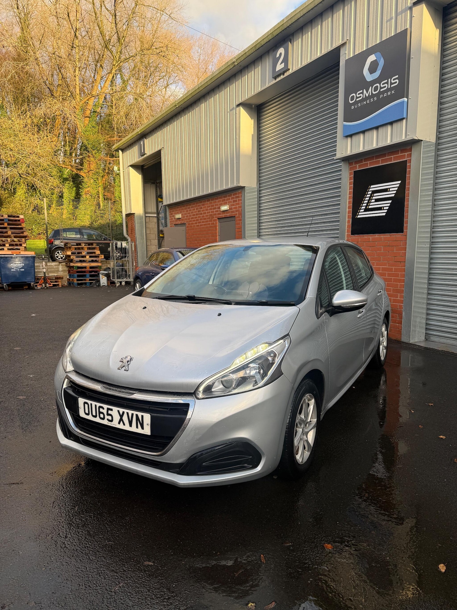 Used Peugeot 208 2015 for sale - 76878804: Photo 3