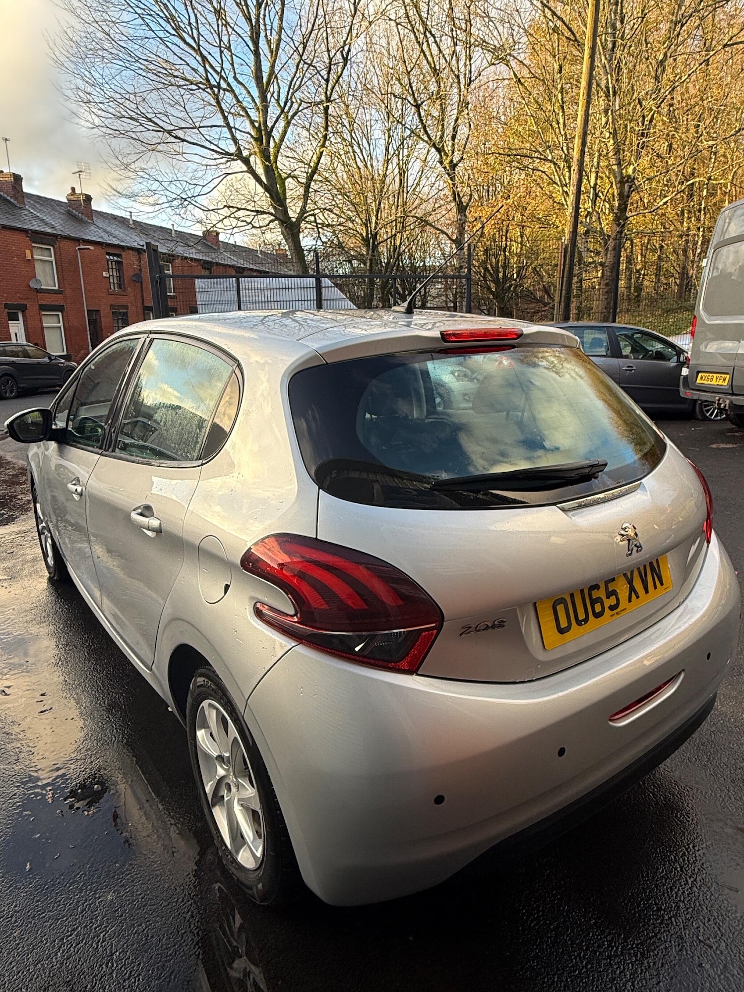 Used Peugeot 208 2015 for sale - 76878804: Photo 5