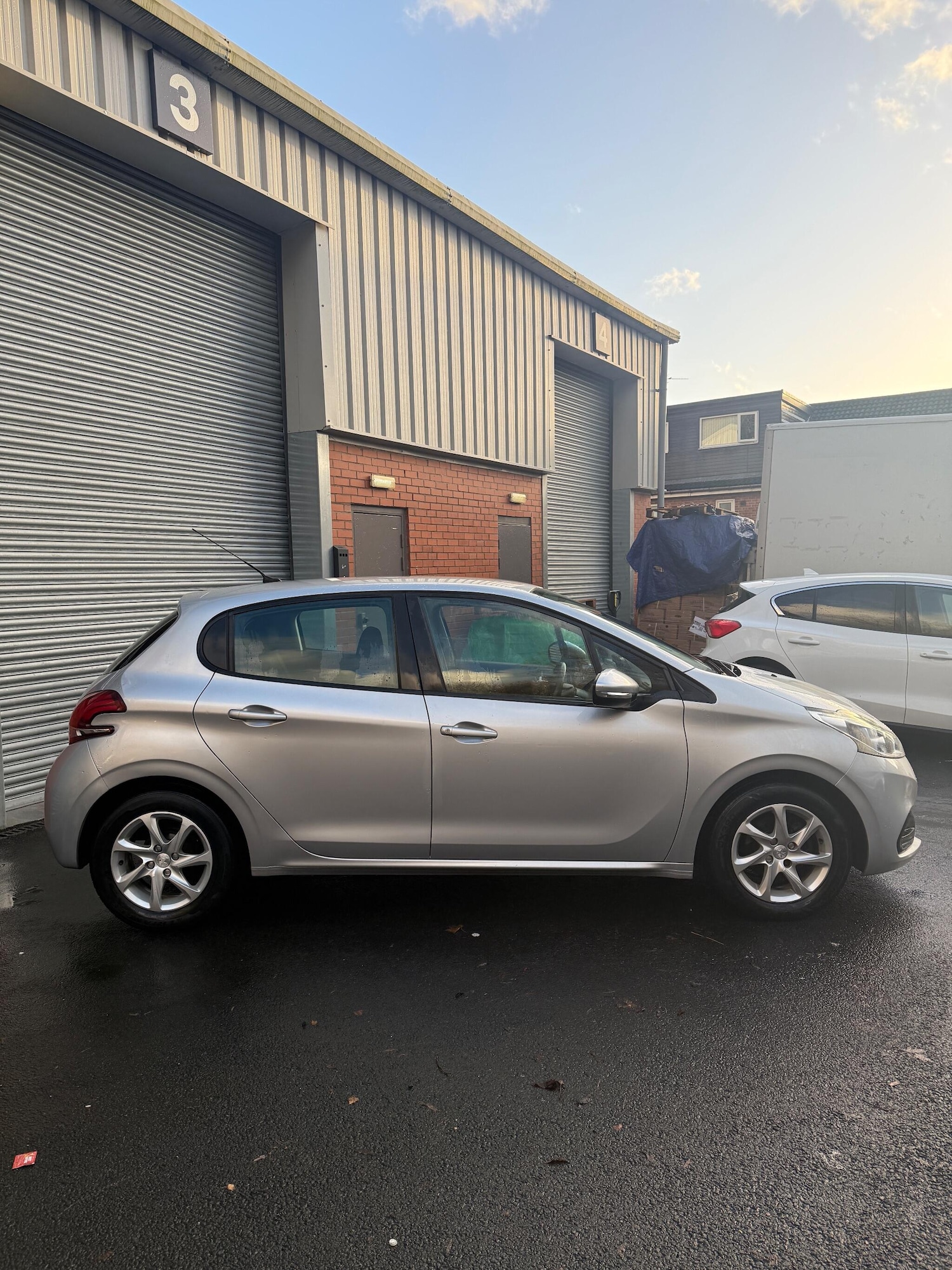 Used Peugeot 208 2015 for sale - 76878804: Photo 9