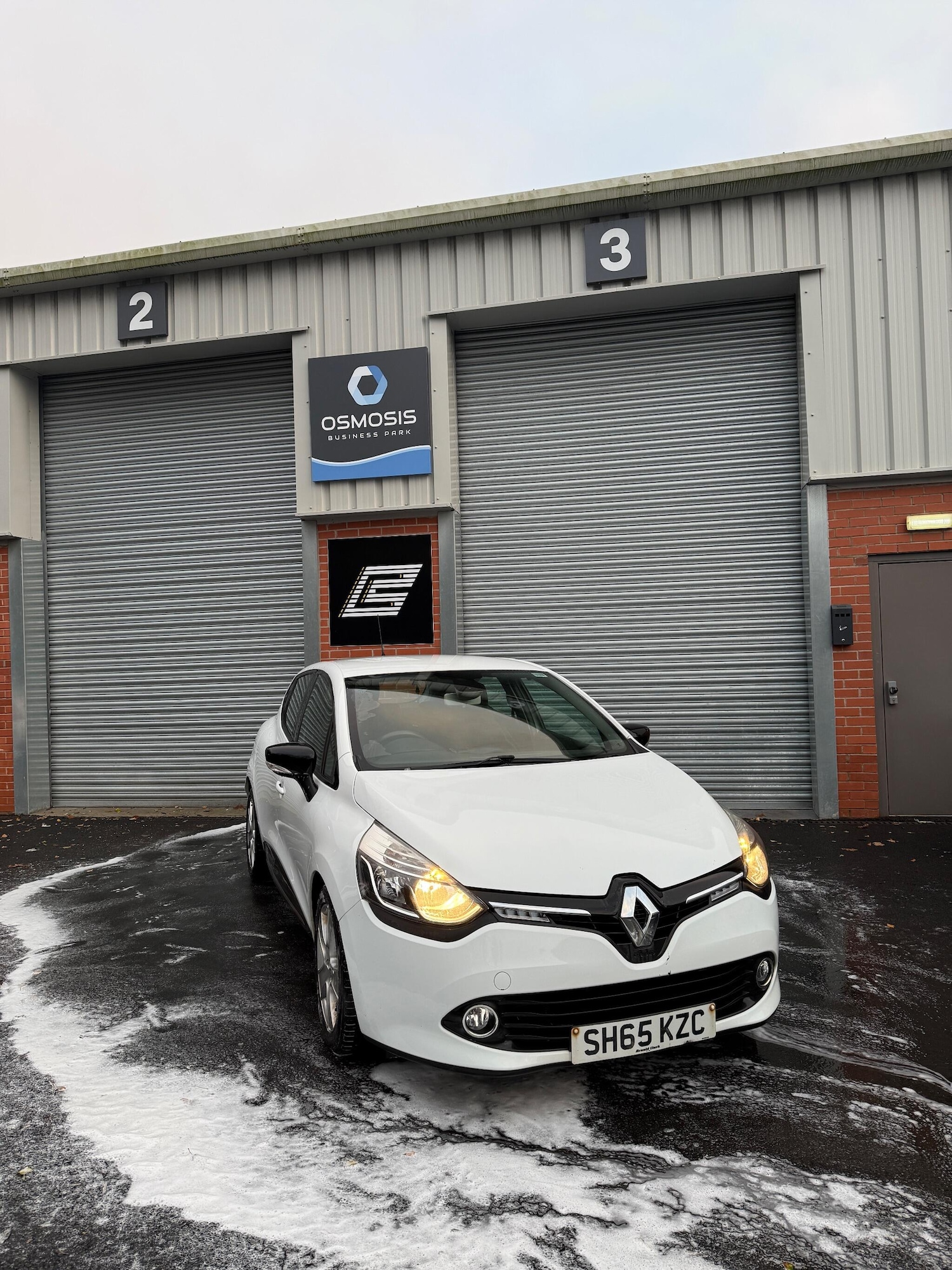 Used Renault Clio 2015 for sale - 76878806: Photo 1