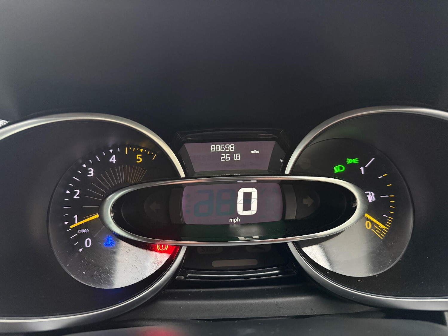 Used Renault Clio 2015 for sale - 76878806: Photo 17