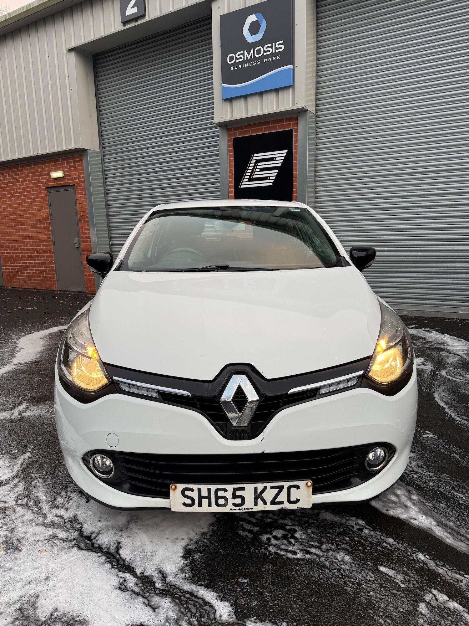 Used Renault Clio 2015 for sale - 76878806: Photo 3