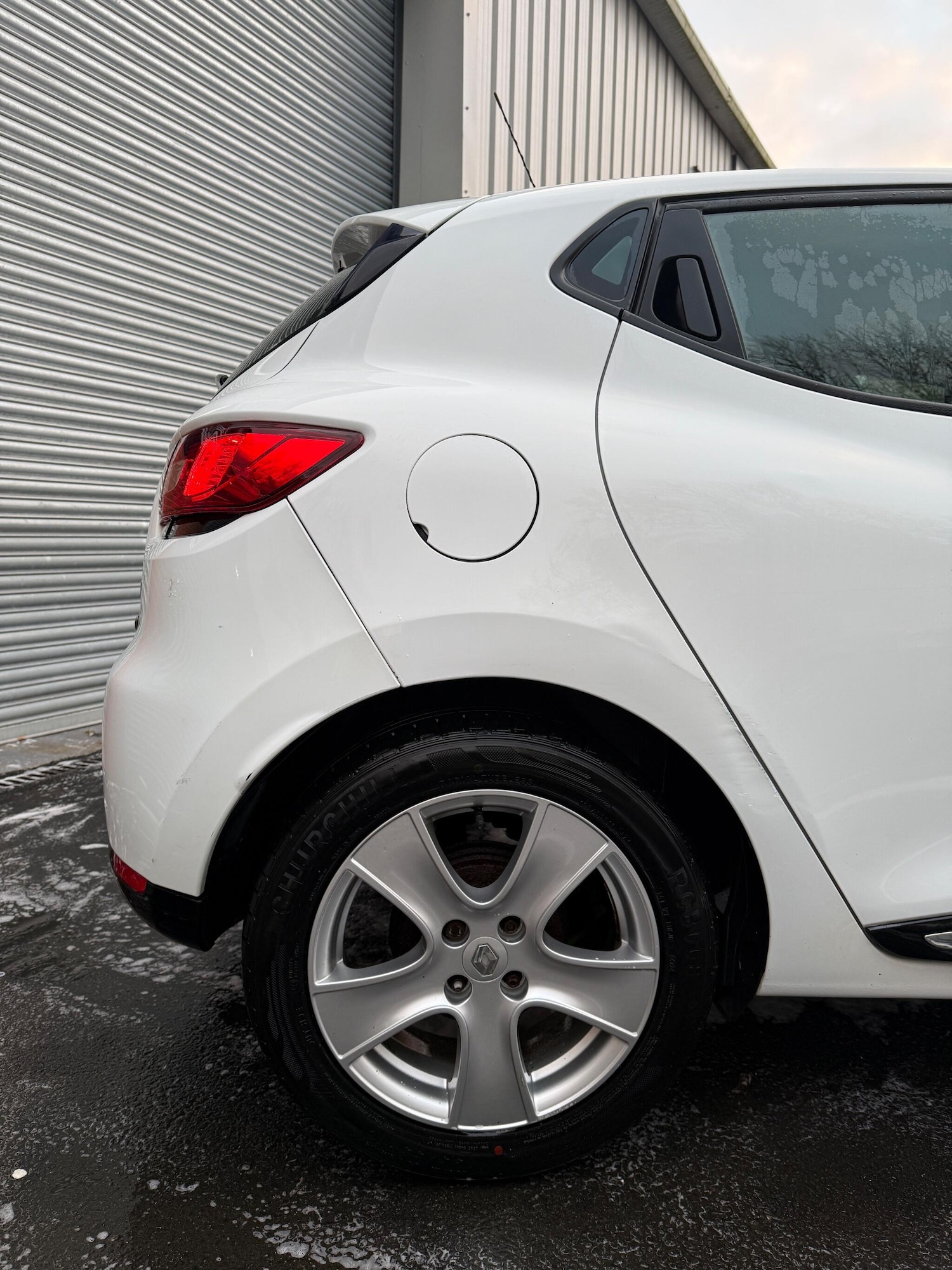 Used Renault Clio 2015 for sale - 76878806: Photo 9