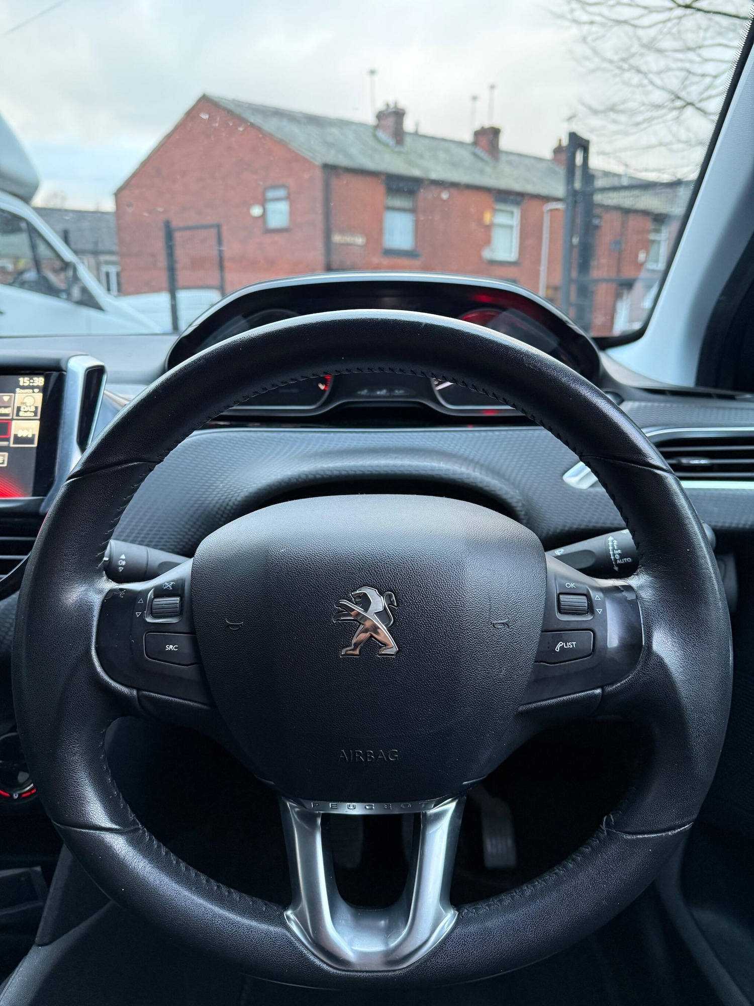 Used Peugeot 208 2015 for sale - 77237529: Photo 12