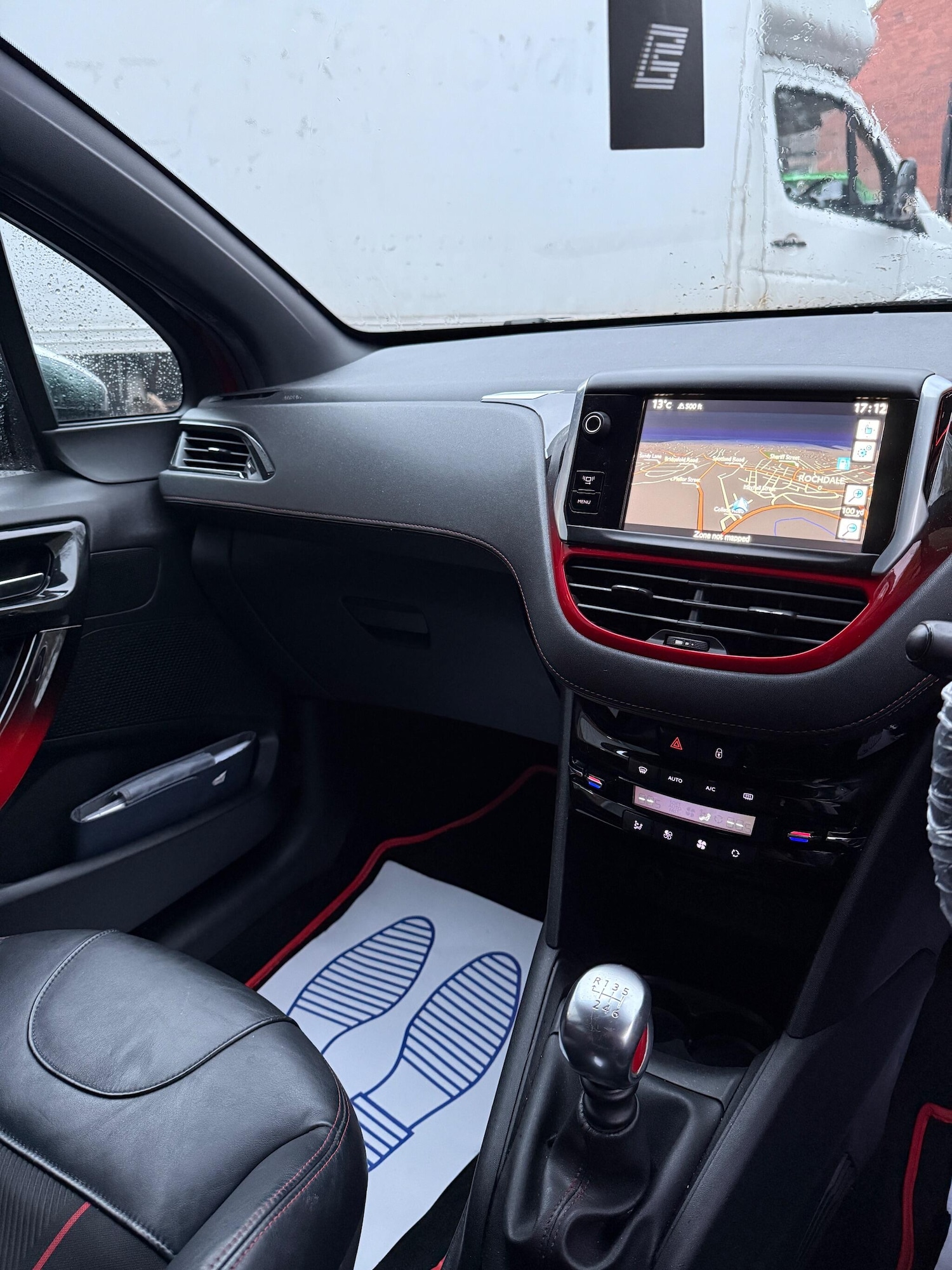 Used Peugeot 208 2013 for sale - 76878803: Photo 16