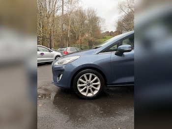 Used Ford Fiesta 2019 for sale - 76878805: Photo
