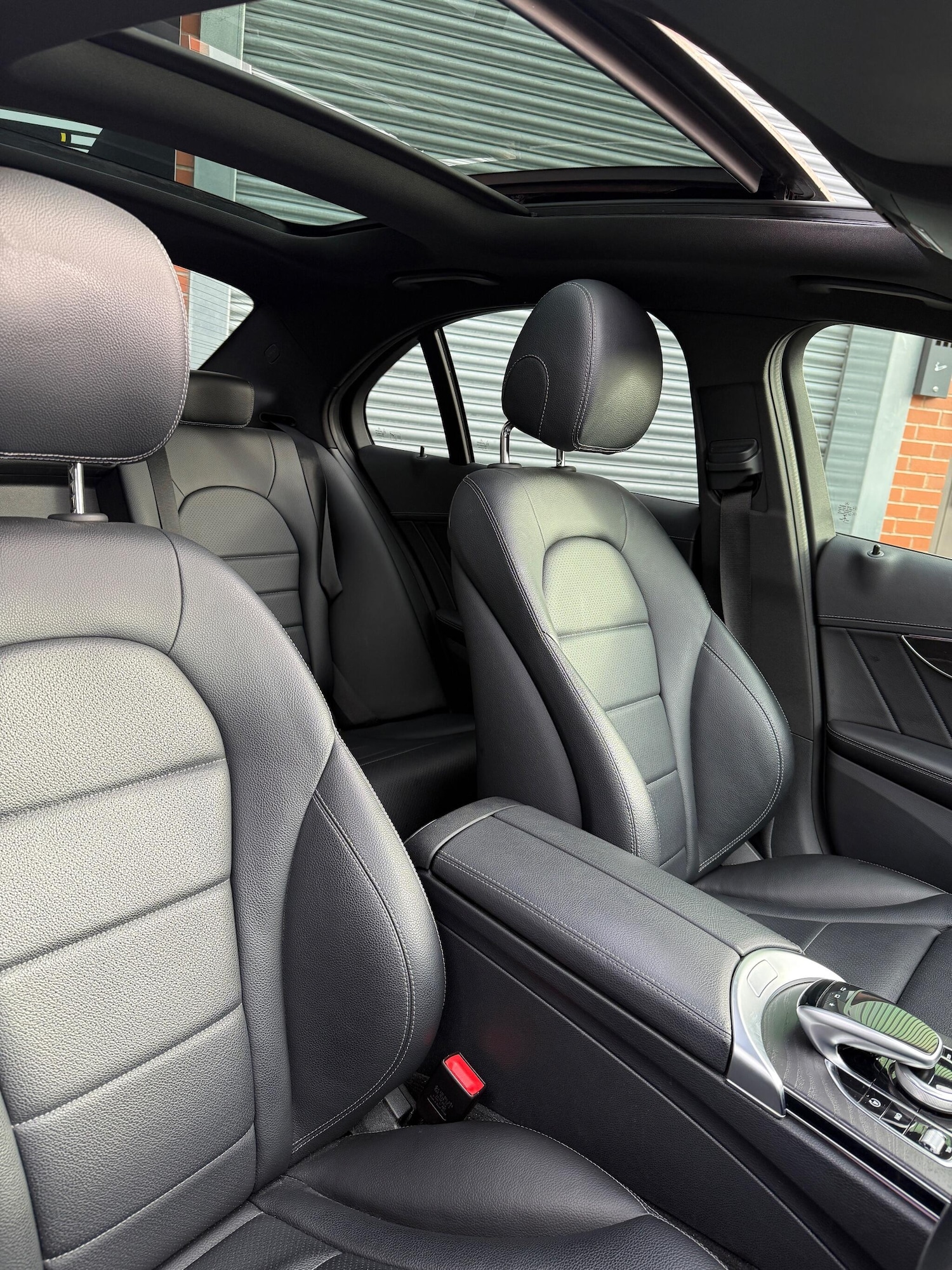 Used Mercedes-Benz C Class 2014 for sale - 77646250: Photo 27