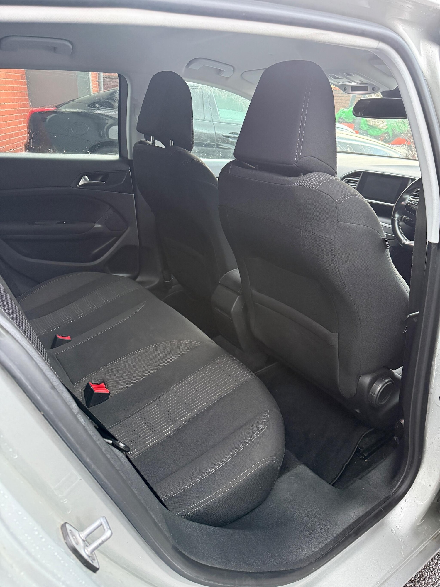 Used Peugeot 308 2017 for sale - 77425666: Photo 10