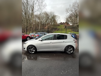 Used Peugeot 308 2017 for sale - 77425666: Photo