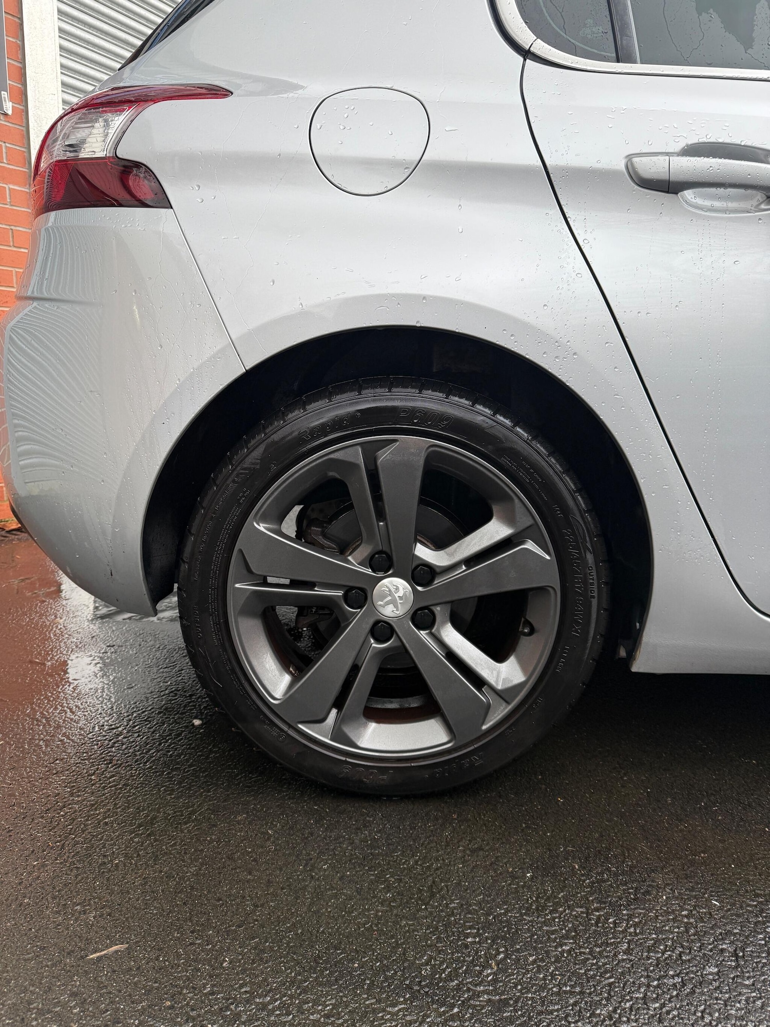 Used Peugeot 308 2017 for sale - 77425666: Photo 8