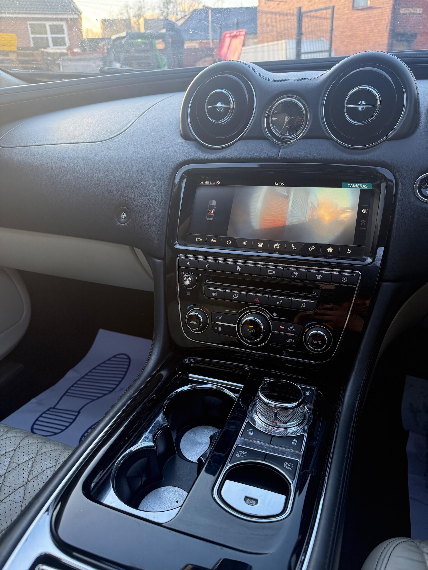 Used Jaguar XJ 2018 for sale - 77203131: Photo 14