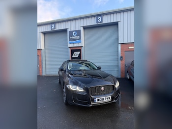 Jaguar XJ feature image