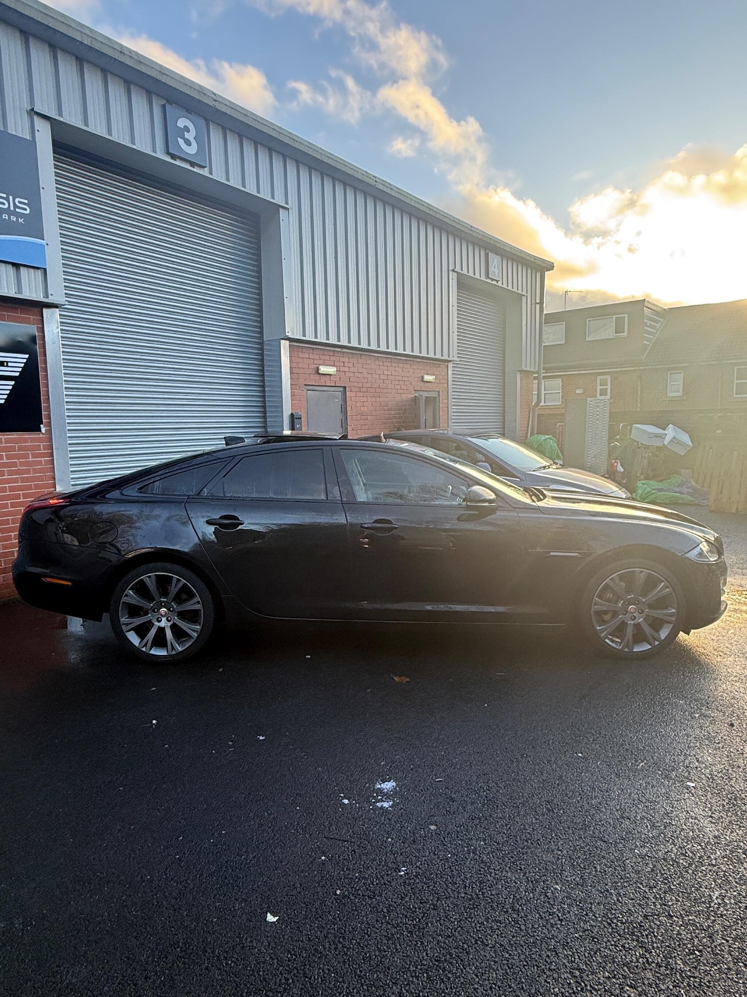 Used Jaguar XJ 2018 for sale - 77203131: Photo 8