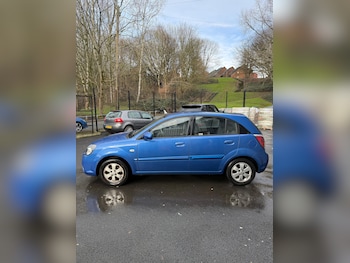 Used Kia Rio 2011 for sale - 77550684: Photo