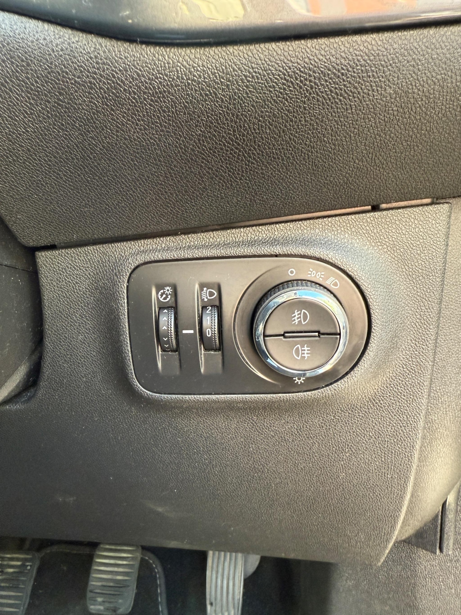 Used Vauxhall Corsa 2016 for sale - 76878809: Photo 17