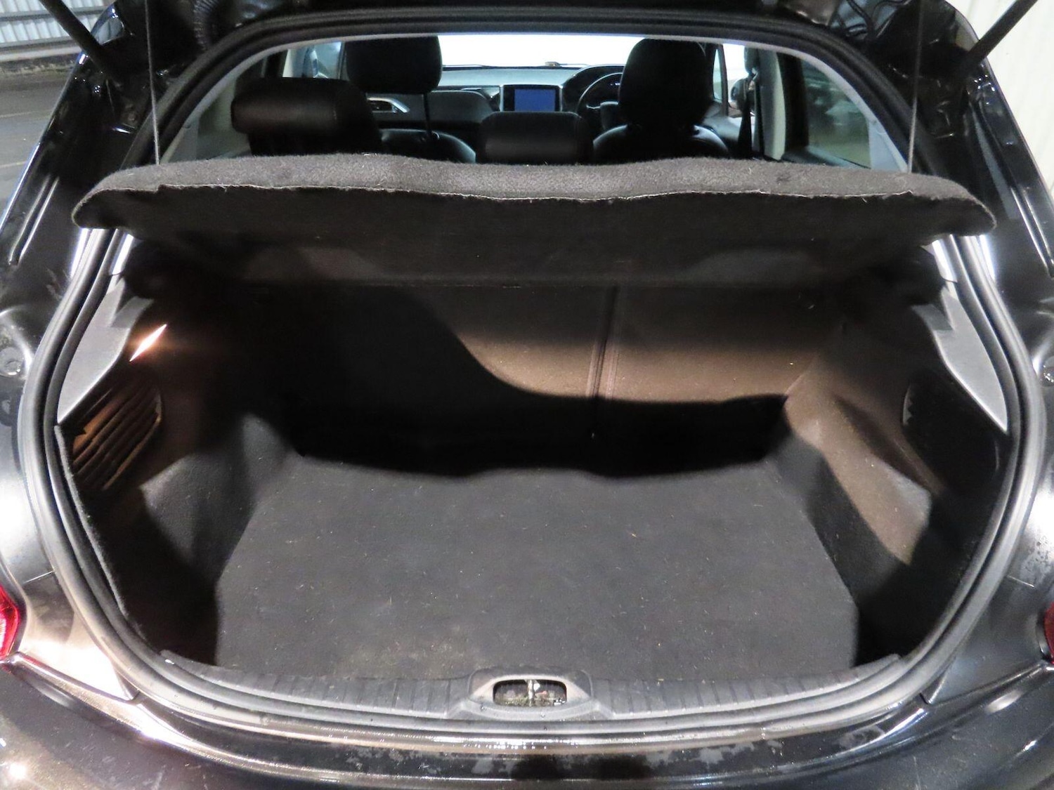 Used Peugeot 208 2018 for sale - 77769209: Photo 11