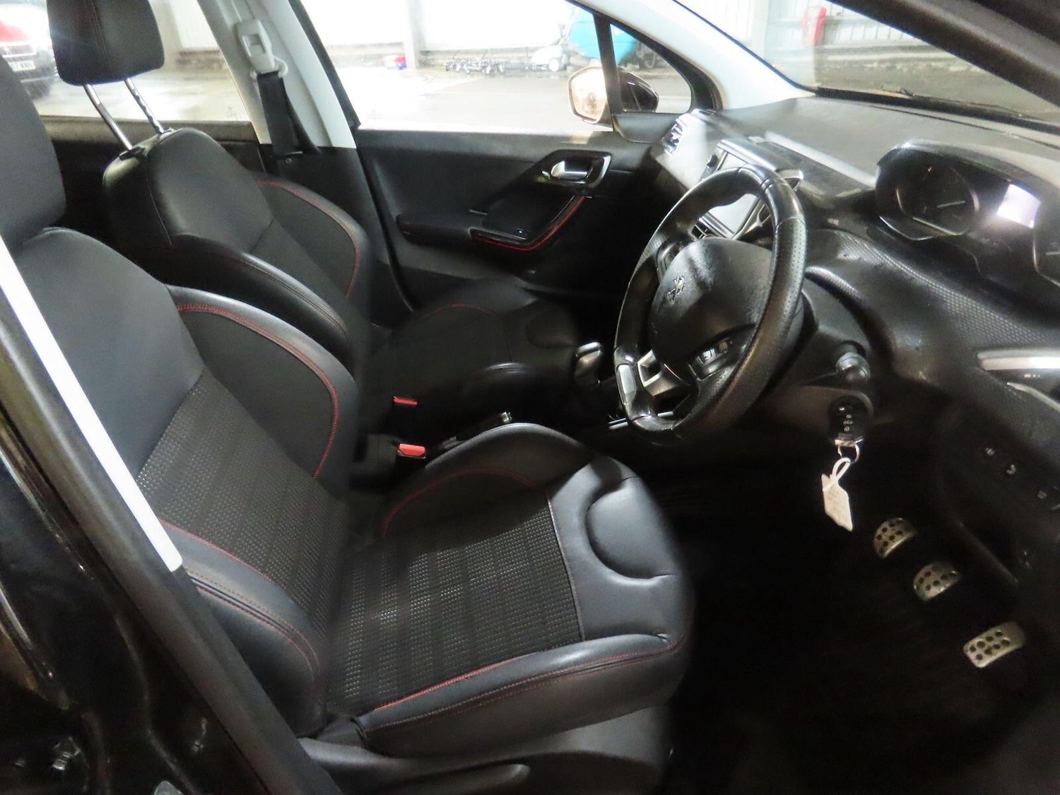 Used Peugeot 208 2018 for sale - 77769209: Photo 12