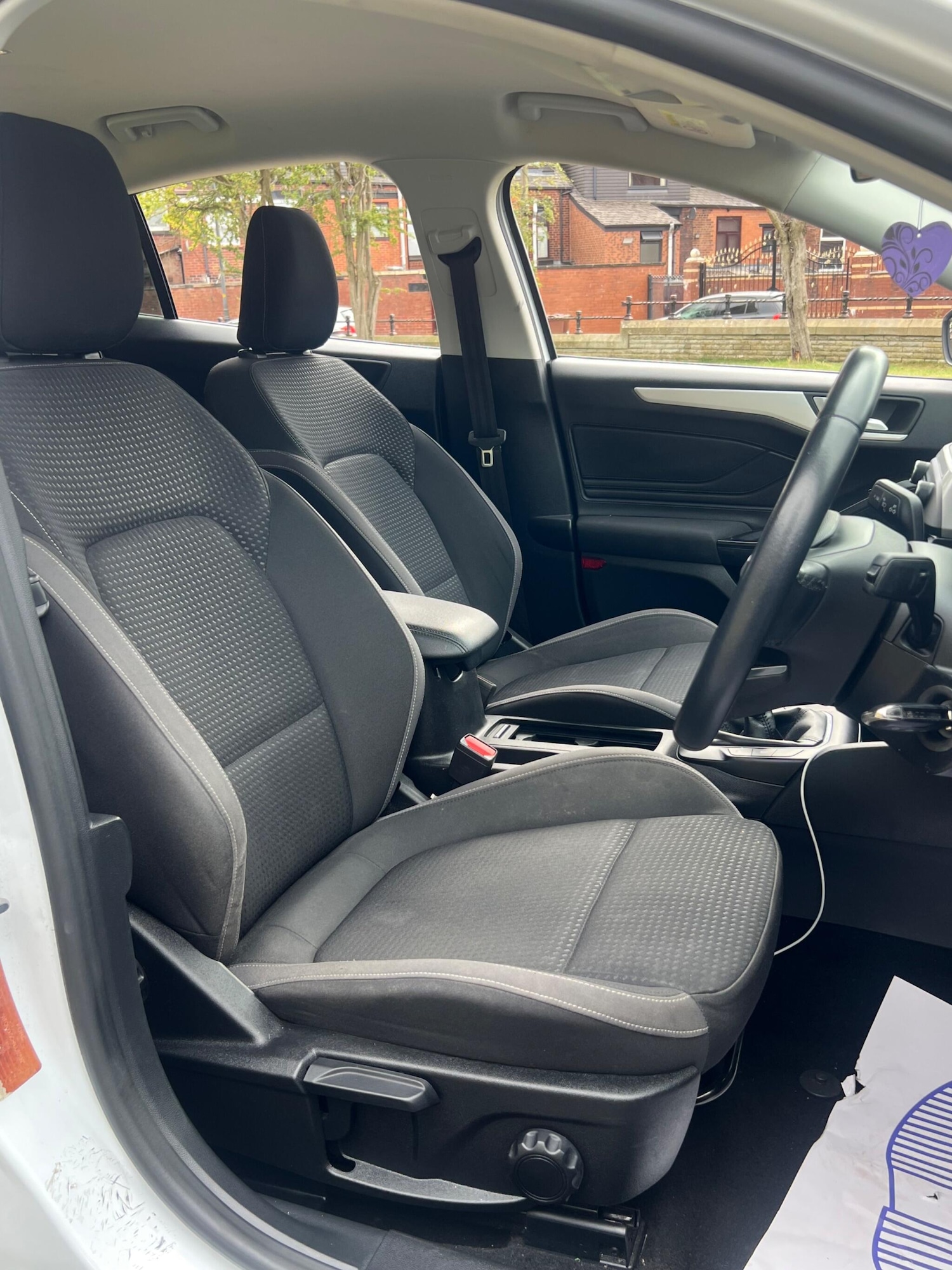 Used Ford Focus 2019 for sale - 76878799: Photo 11