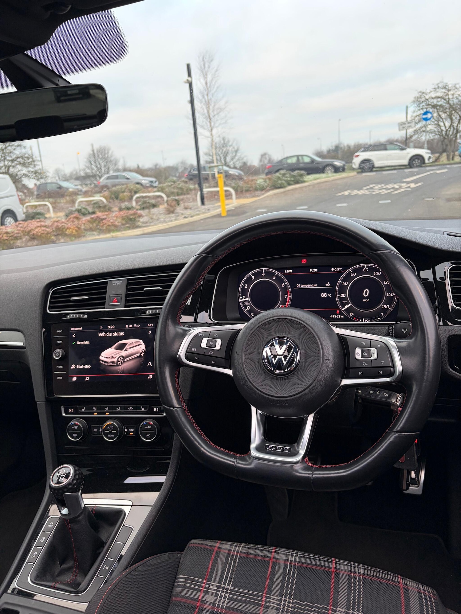 Used Volkswagen Golf 2018 for sale - 77091919: Photo 10