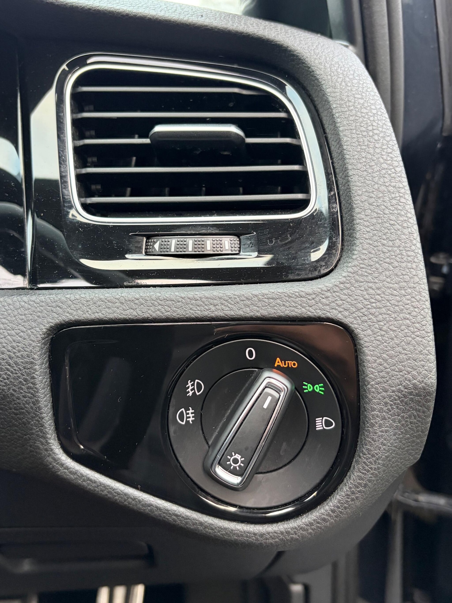 Used Volkswagen Golf 2018 for sale - 77091919: Photo 13