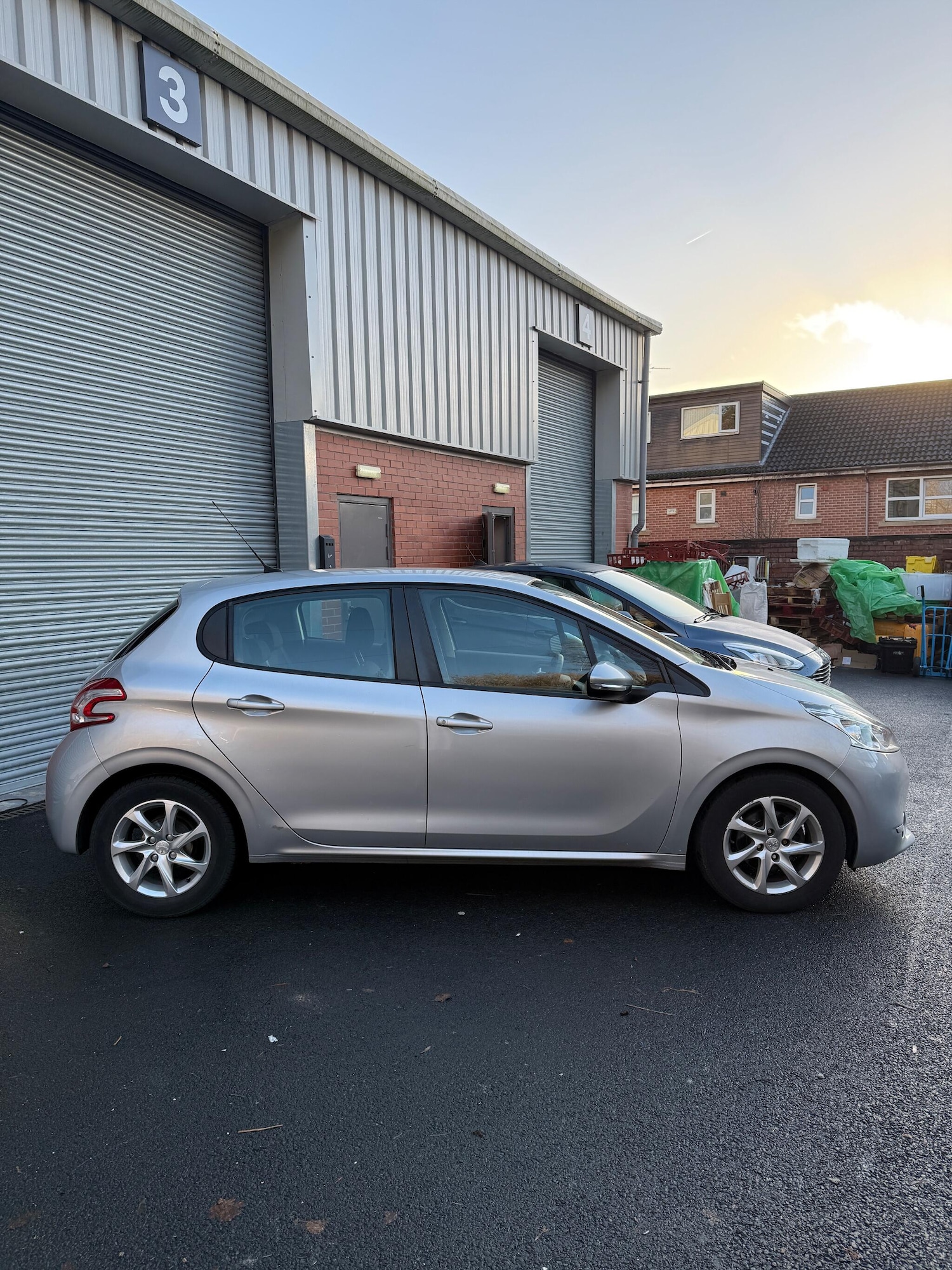 Used Peugeot 208 2014 for sale - 76926123: Photo 8