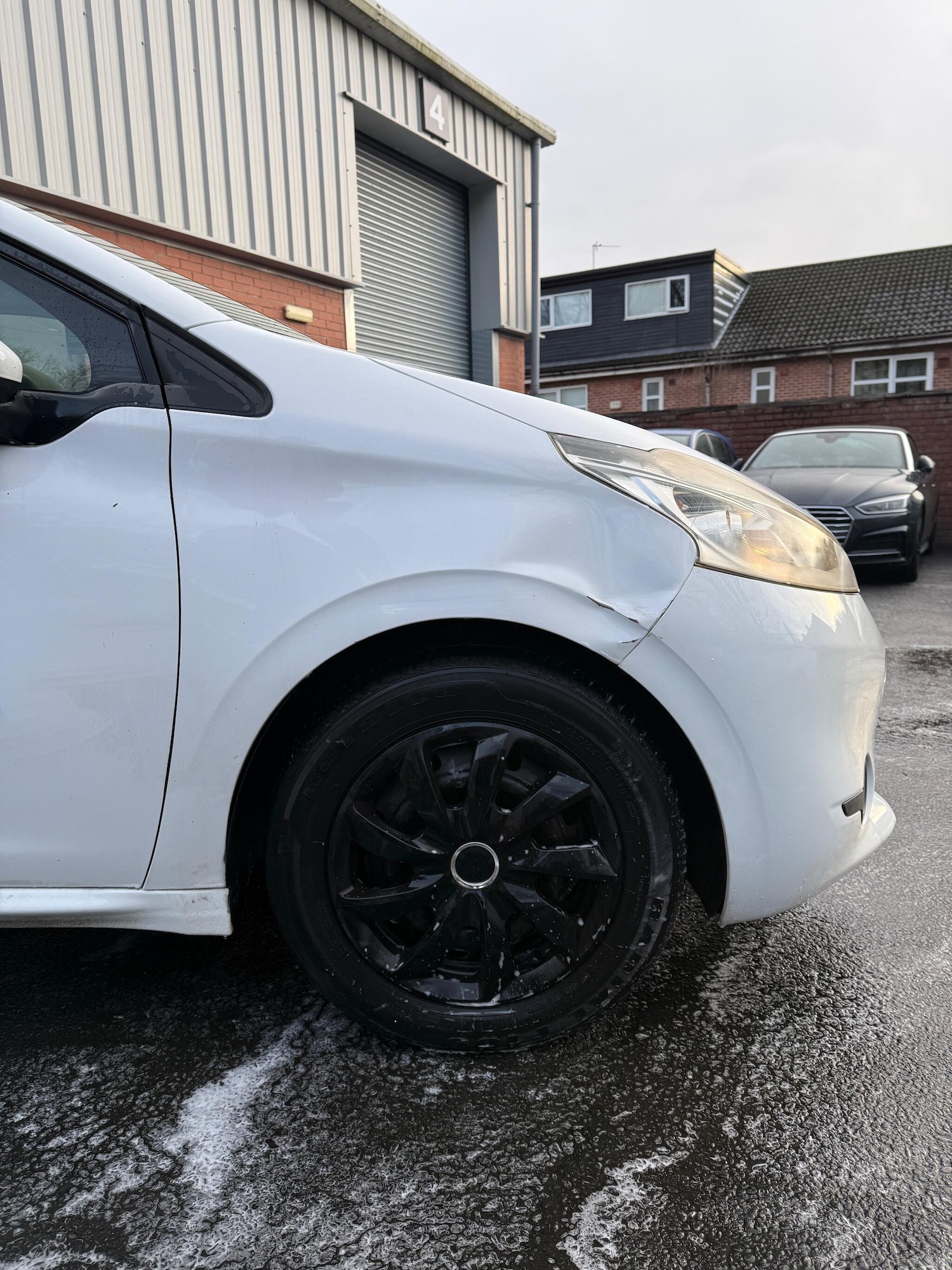 Used Peugeot 208 2012 for sale - 77550163: Photo 13