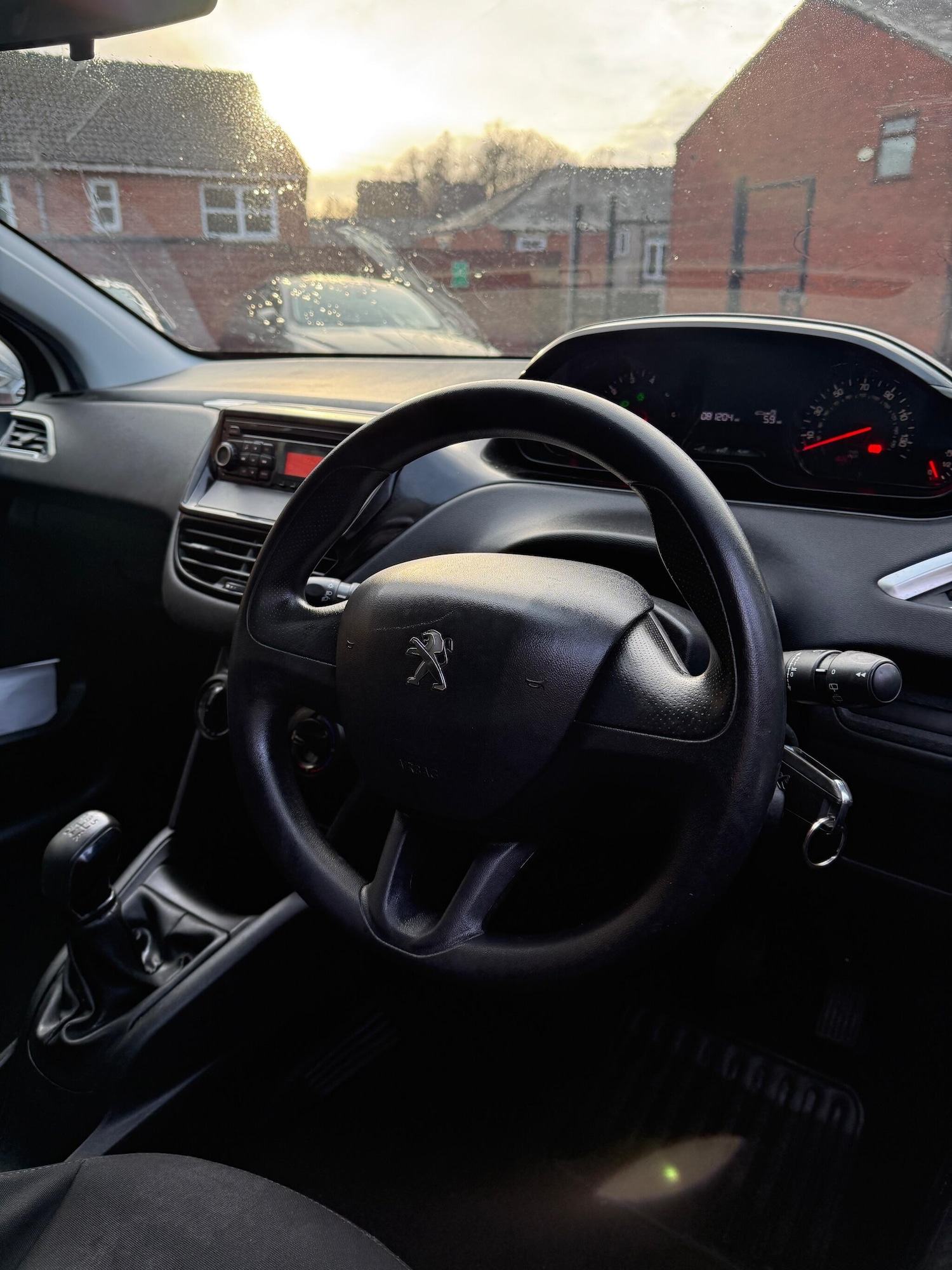 Used Peugeot 208 2012 for sale - 77550163: Photo 15