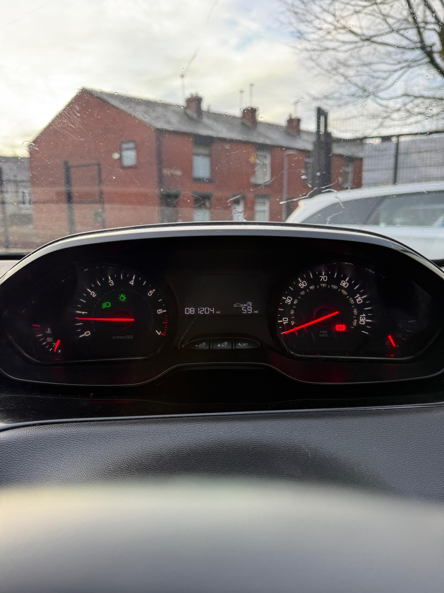 Used Peugeot 208 2012 for sale - 77550163: Photo 19