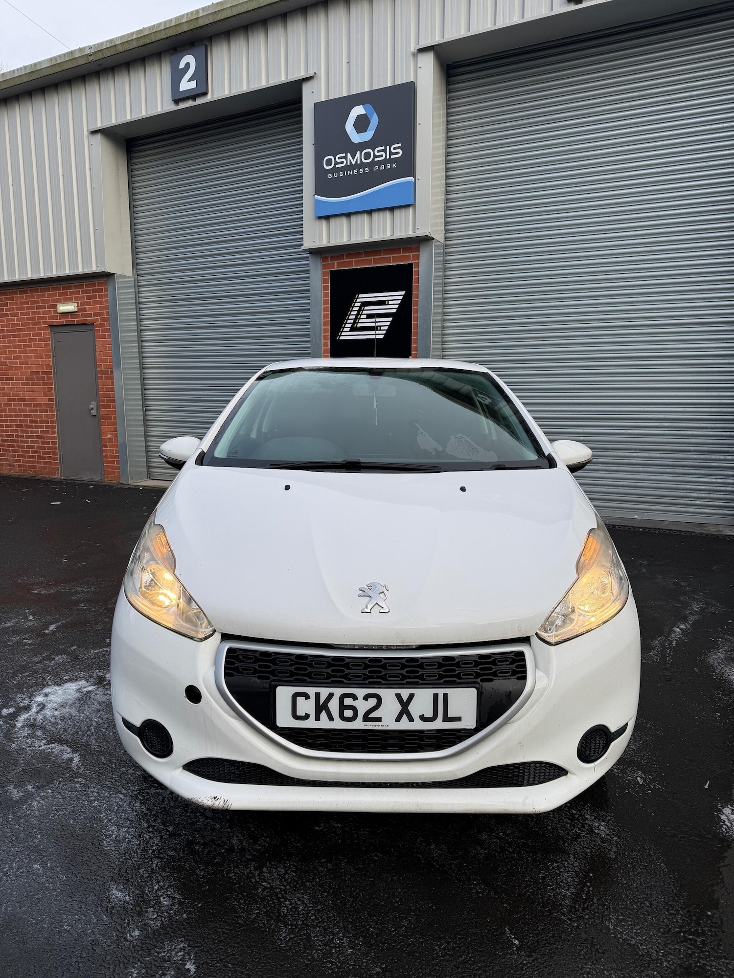 Used Peugeot 208 2012 for sale - 77550163: Photo 2