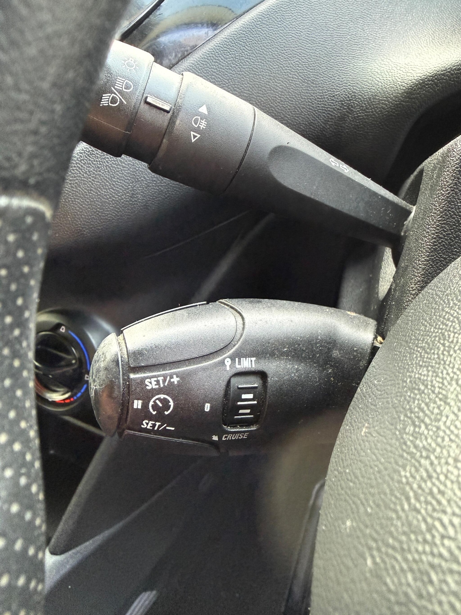 Used Peugeot 208 2012 for sale - 77550163: Photo 21