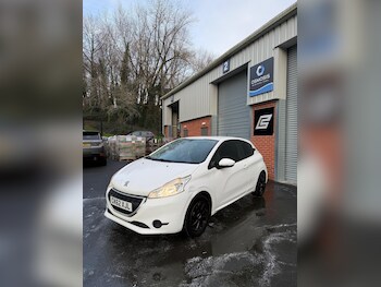 Used Peugeot 208 2012 for sale - 77550163: Photo