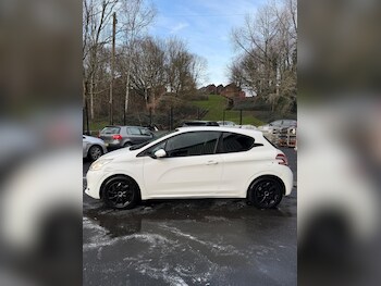 Used Peugeot 208 2012 for sale - 77550163: Photo