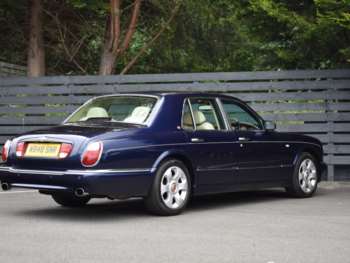 2000 (W) - Red Label 4dr Auto
