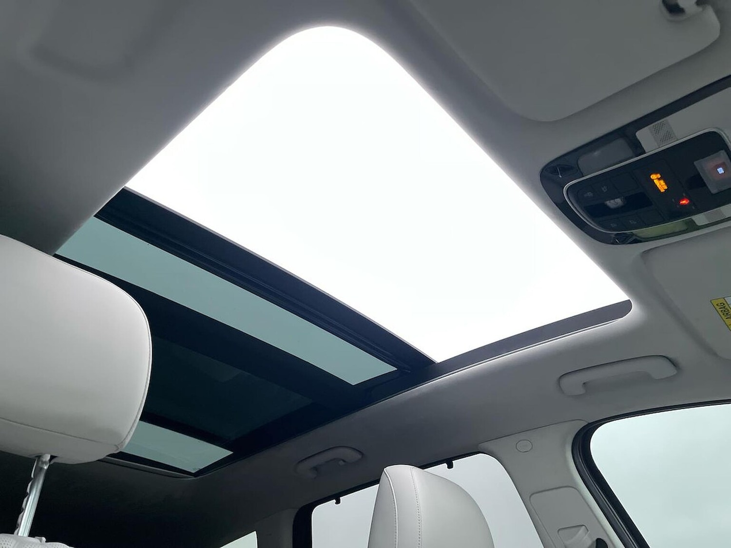 Used Hyundai Santa Fe 2022 for sale - 76422311: Photo 32