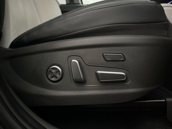 Used Hyundai Santa Fe 2022 for sale - 76299354: Photo 30