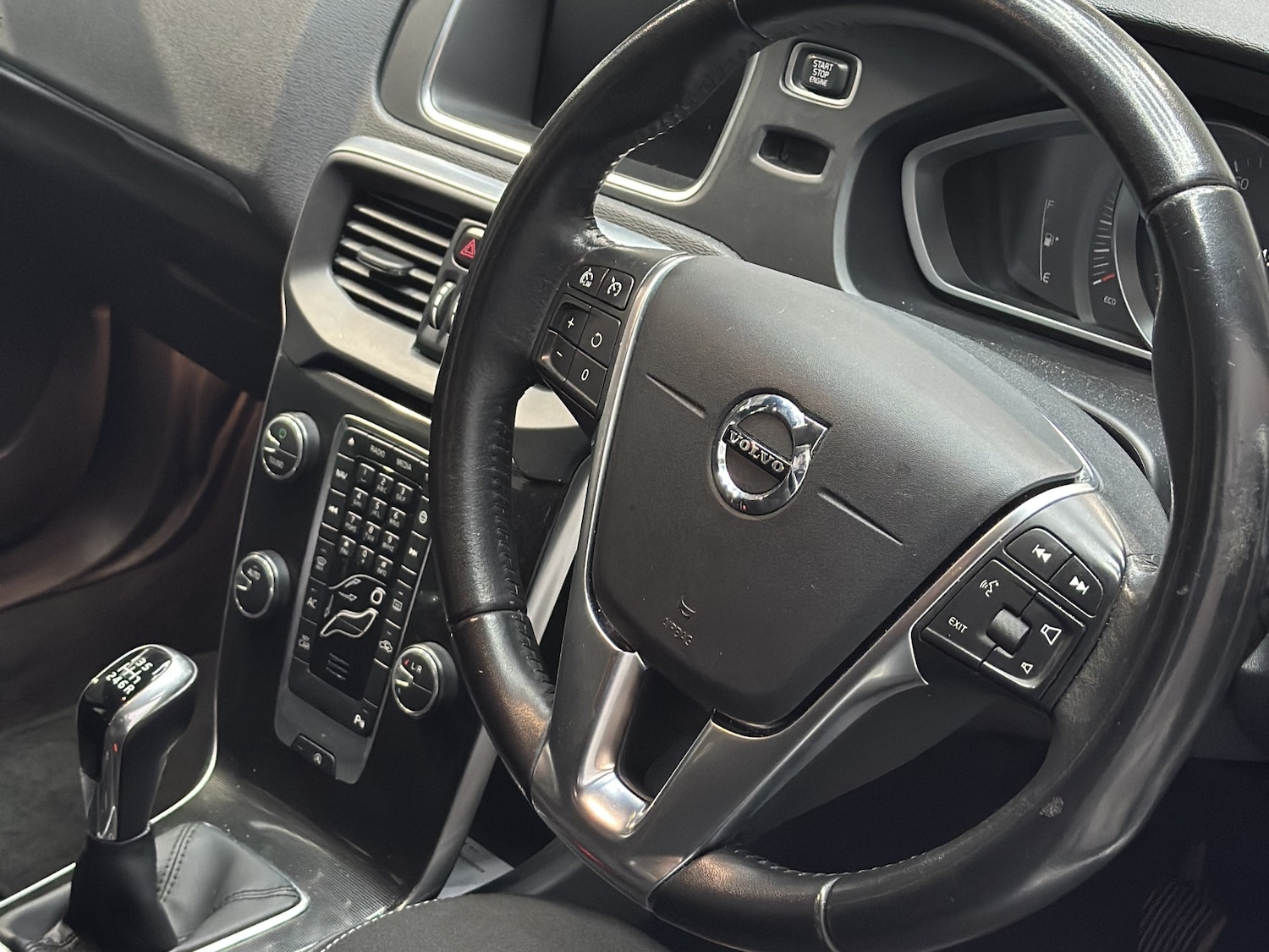 Used Volvo V40 2019 for sale - 77034521: Photo 15